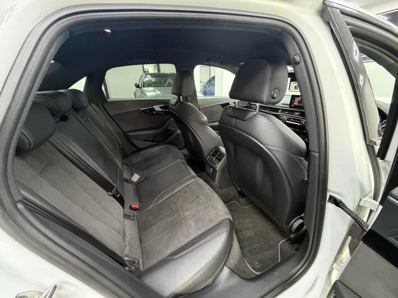 Audi A4 - Image 17