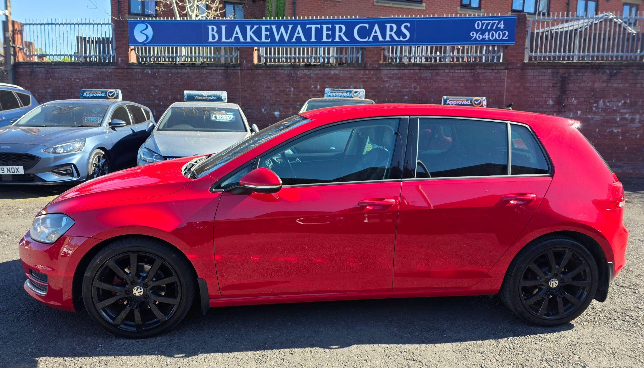 Volkswagen Golf - Image 4