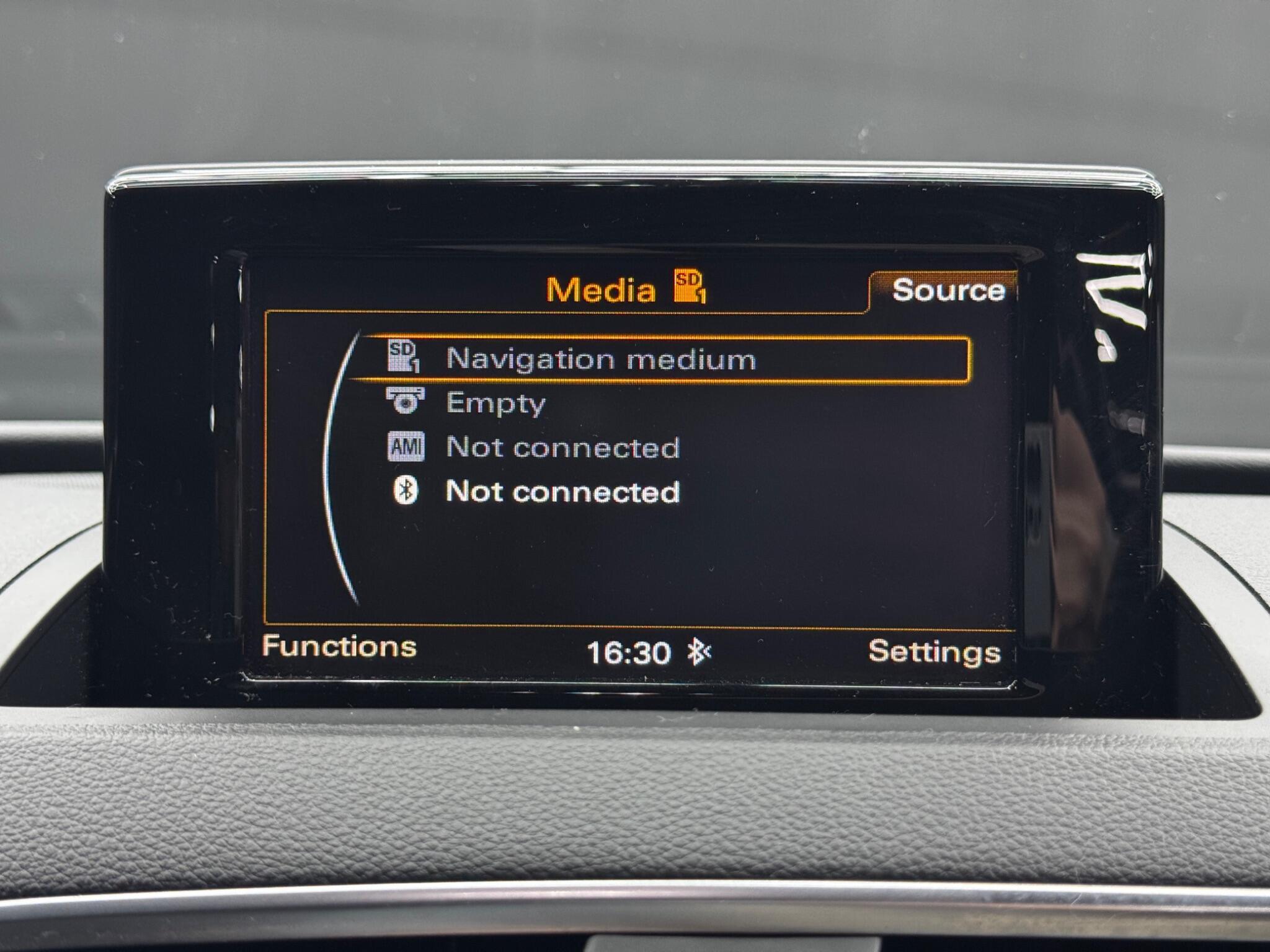 Audi Q3 - Image 31