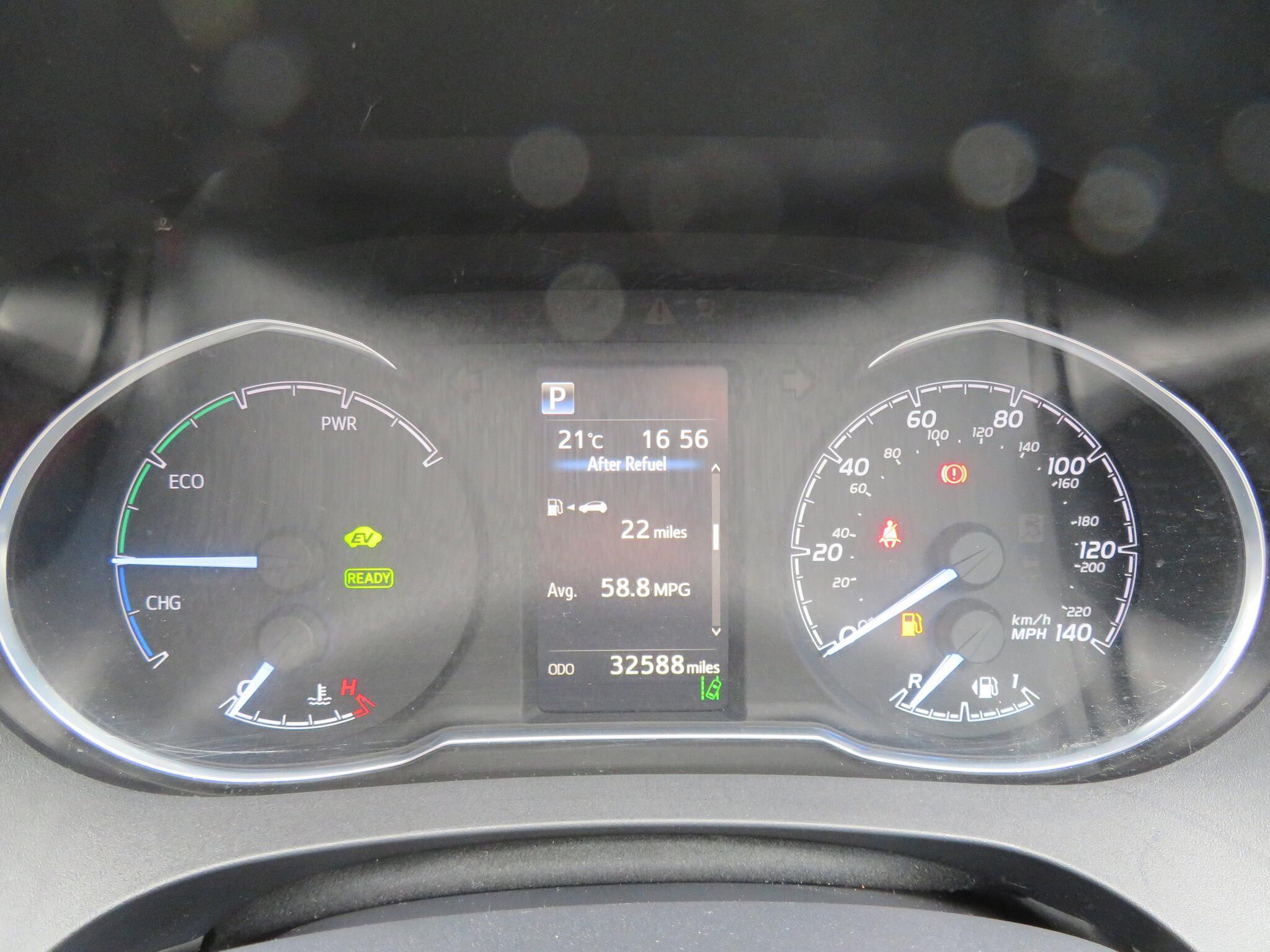 Toyota Yaris - Image 19