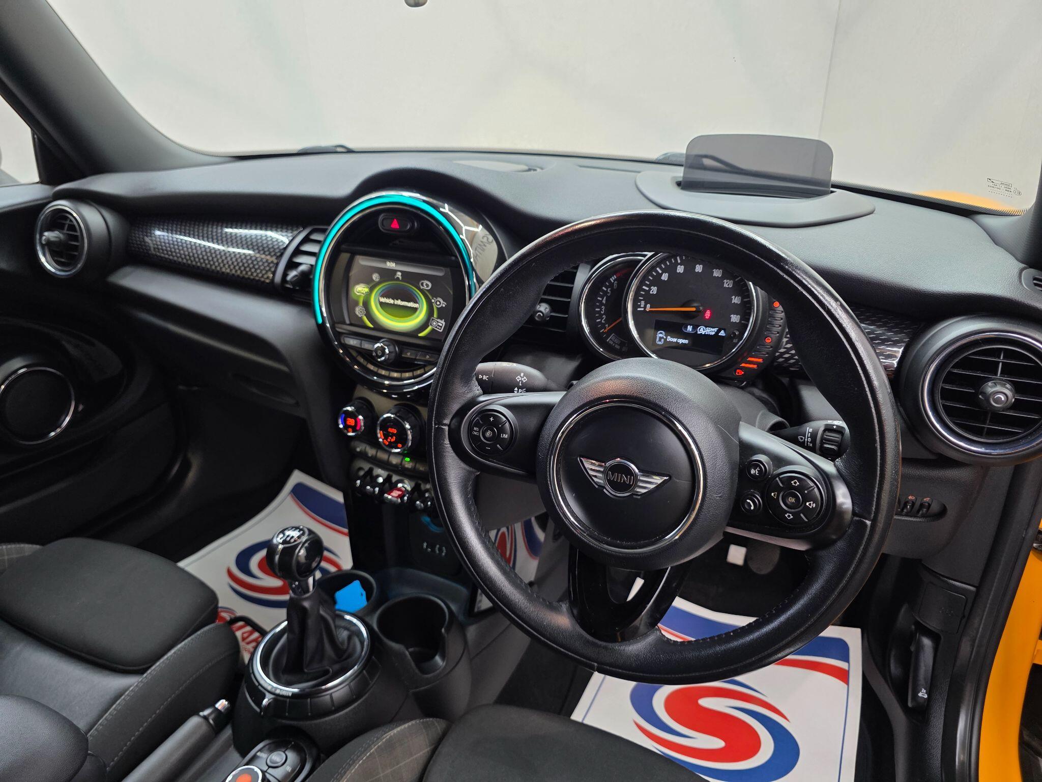 MINI Hatch - Image 15