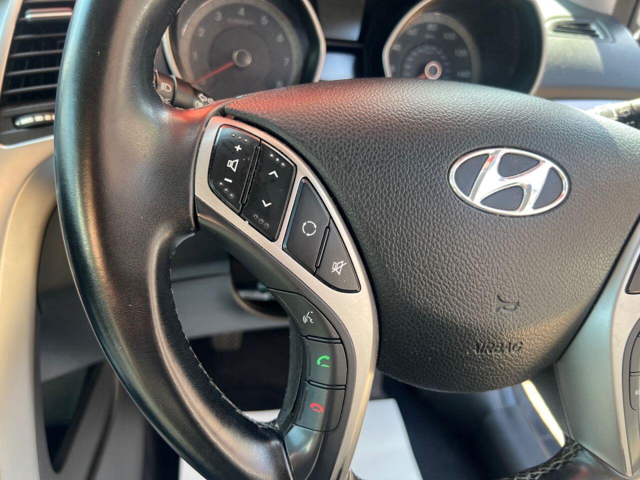 Hyundai i30 - Image 24