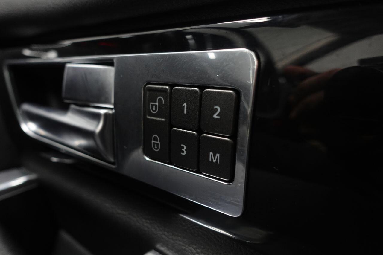 Land Rover DISCOVERY 4 - Image 20