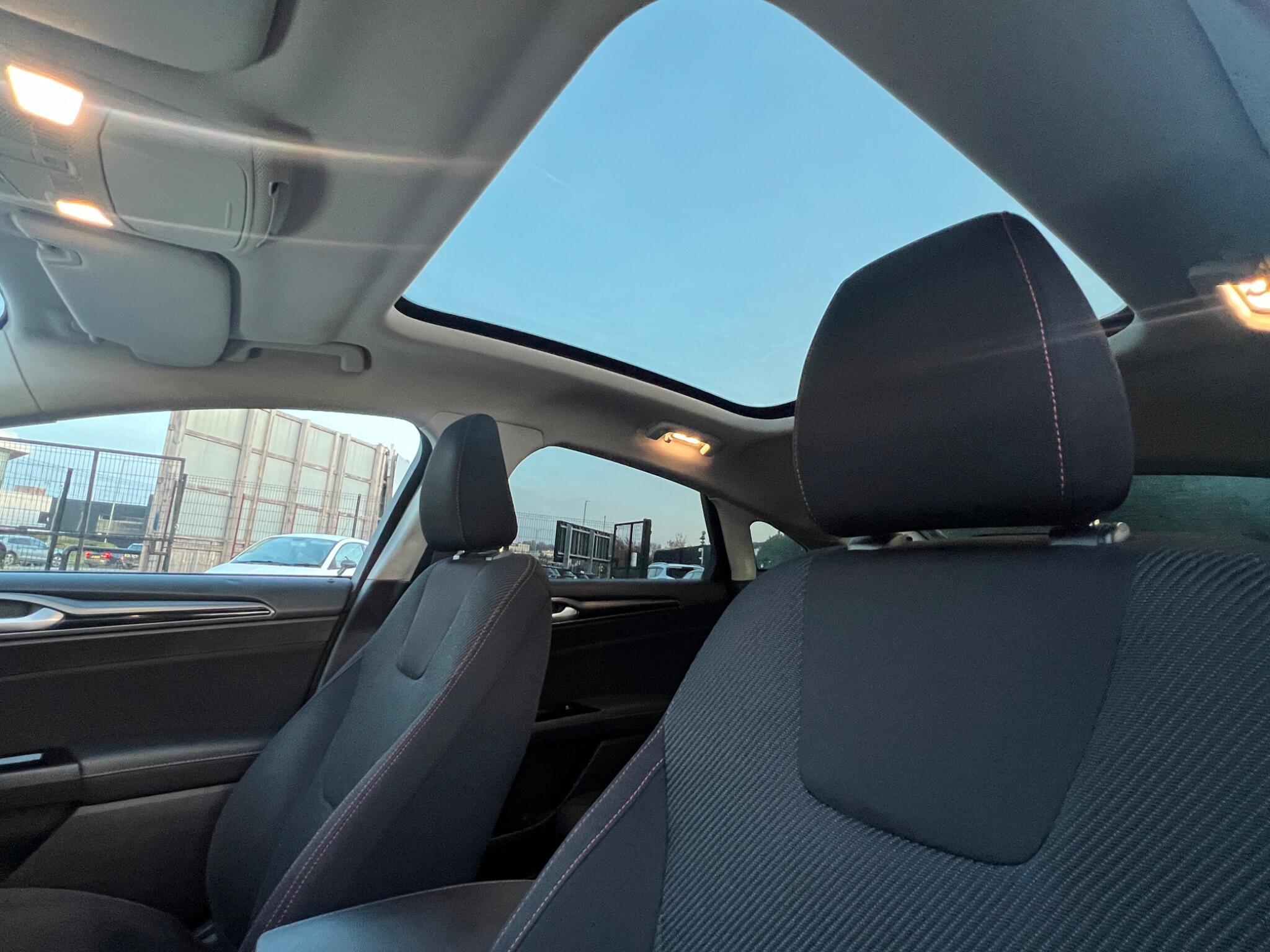 Ford Mondeo - Image 13