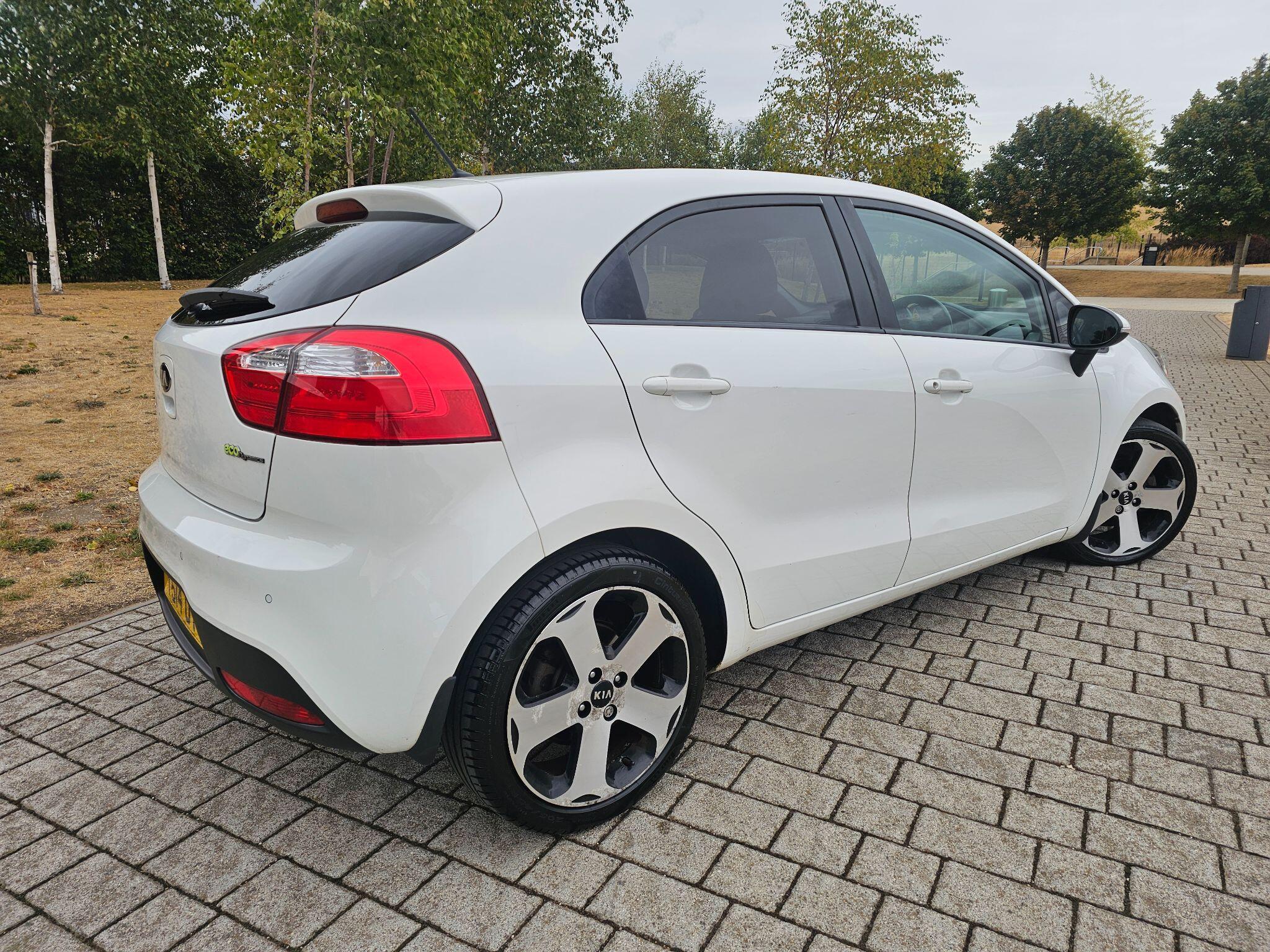 Kia Rio - Image 11