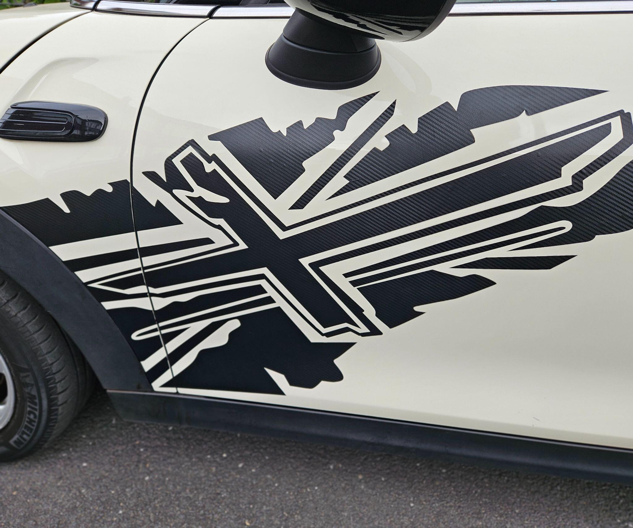 MINI Hatch - Image 11