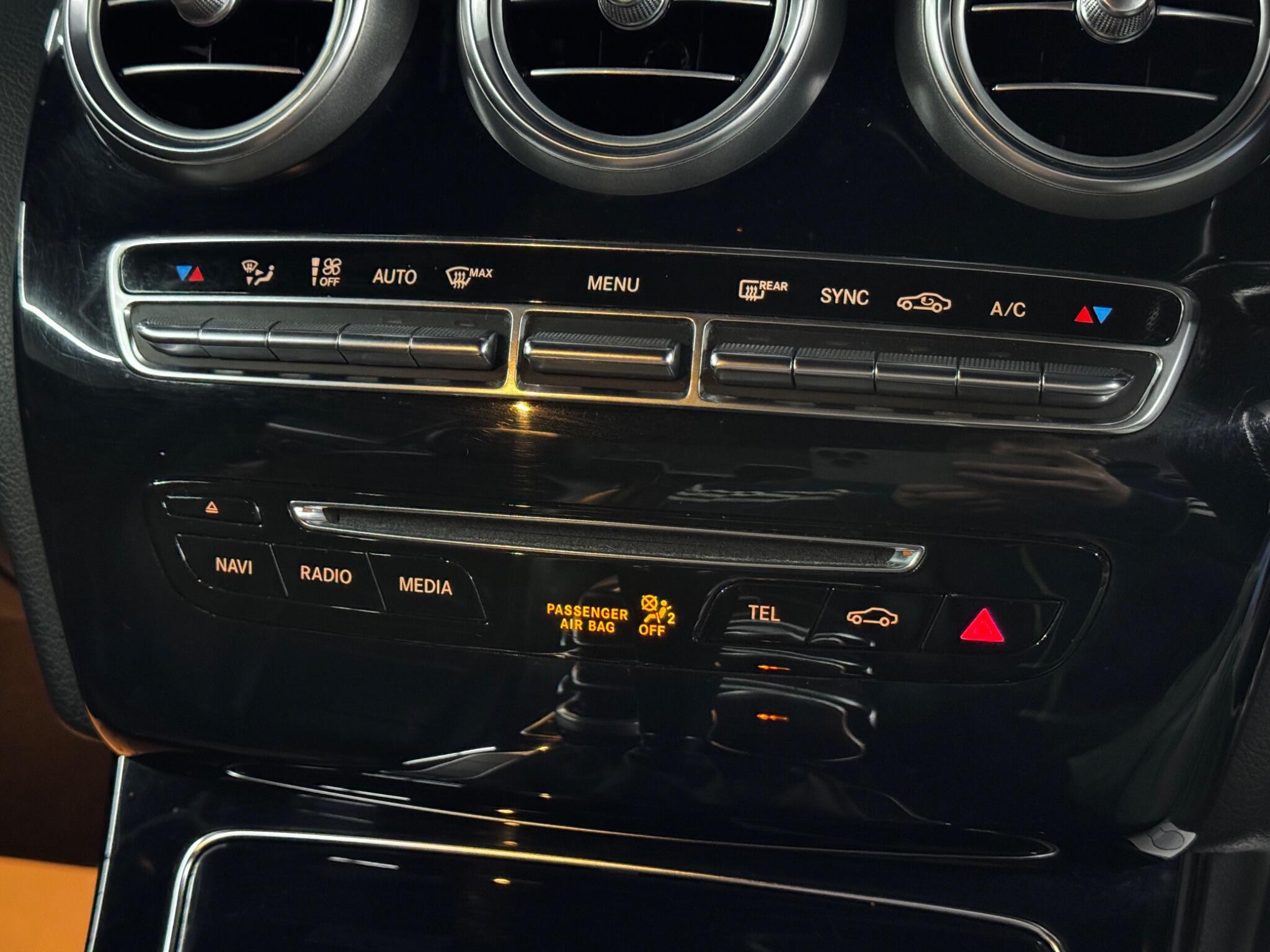 Mercedes C Class - Image 27