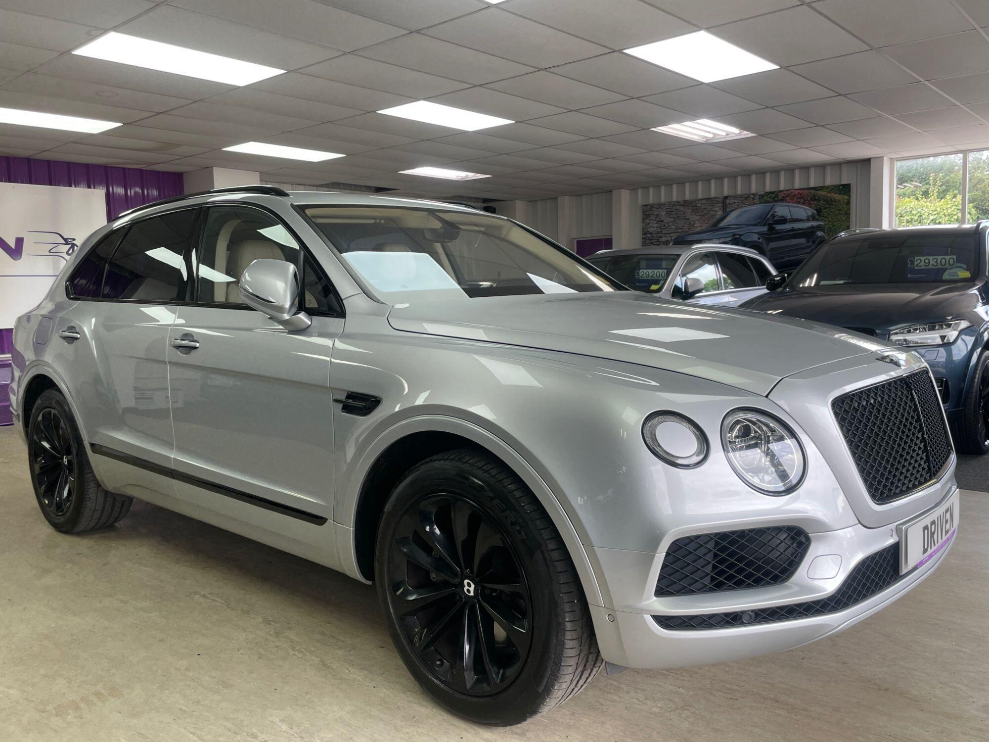 Bentley Bentayga - Image 16