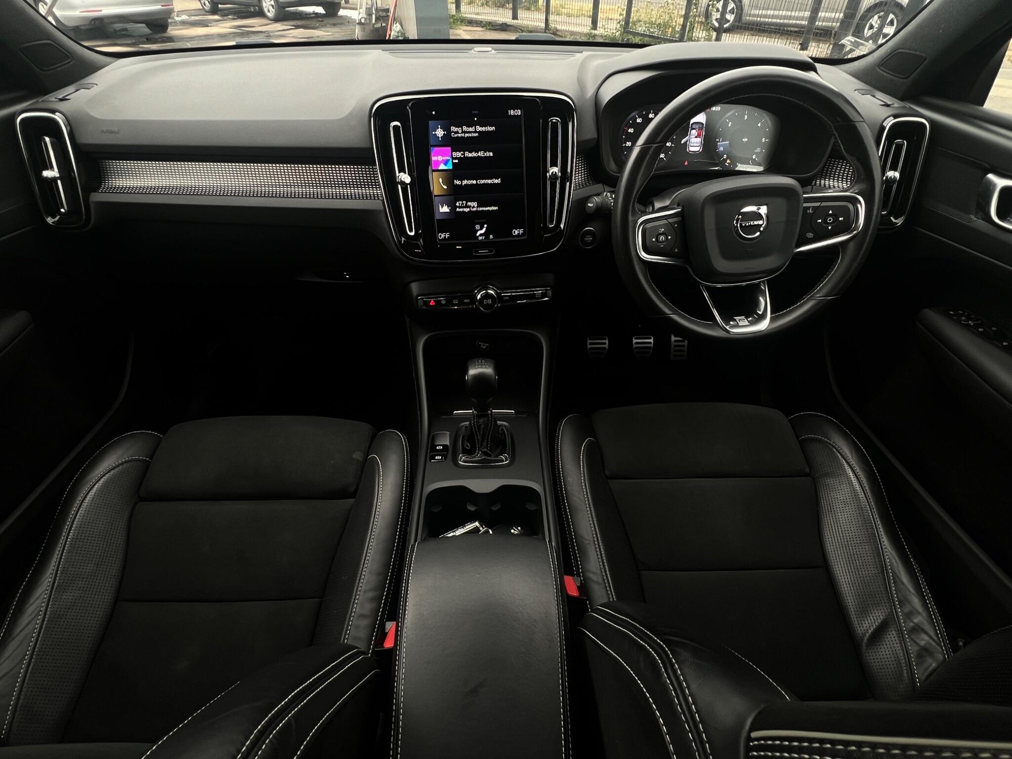 Volvo XC40 - Image 17