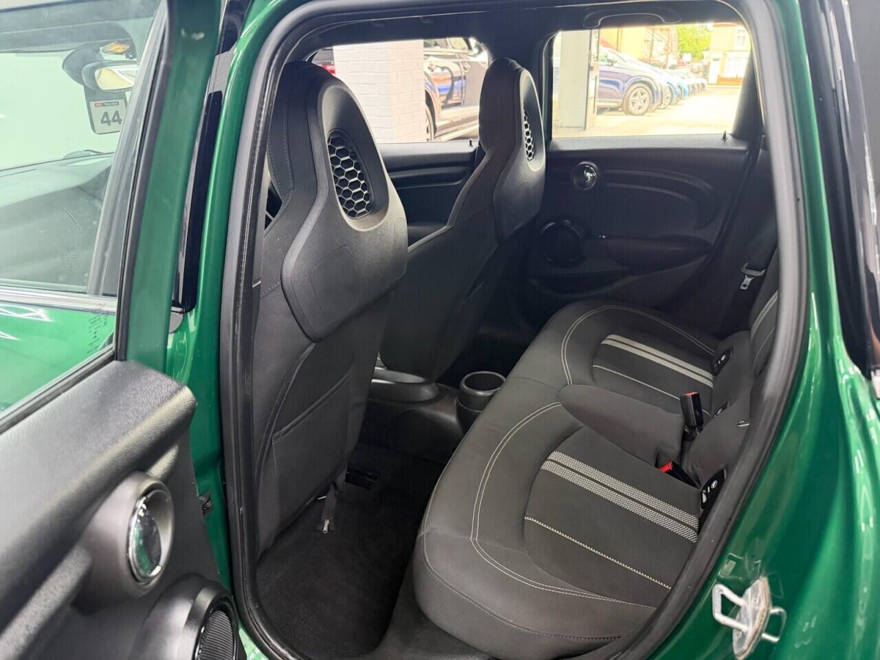 MINI Hatch - Image 20