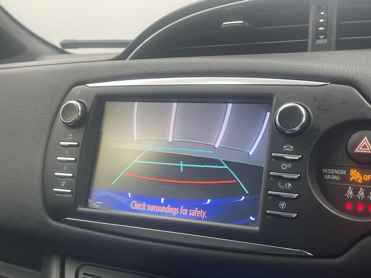 Toyota Yaris - Image 29