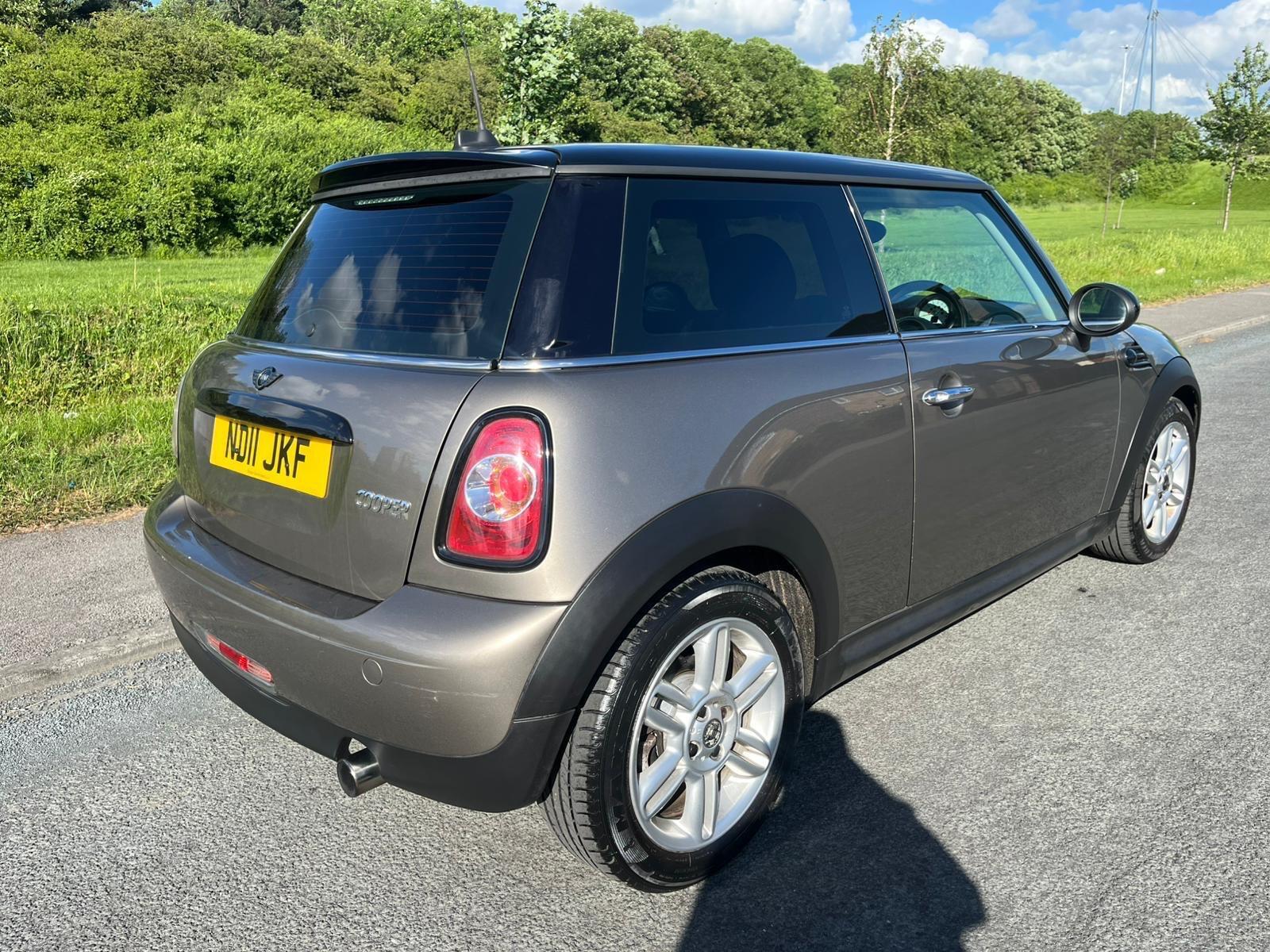 MINI Hatch - Image 3