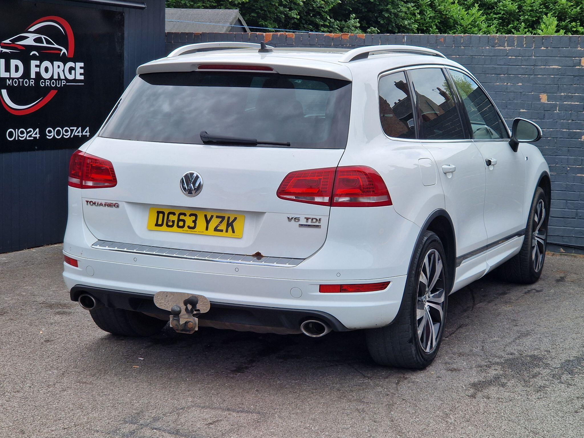 Volkswagen Touareg - Image 10