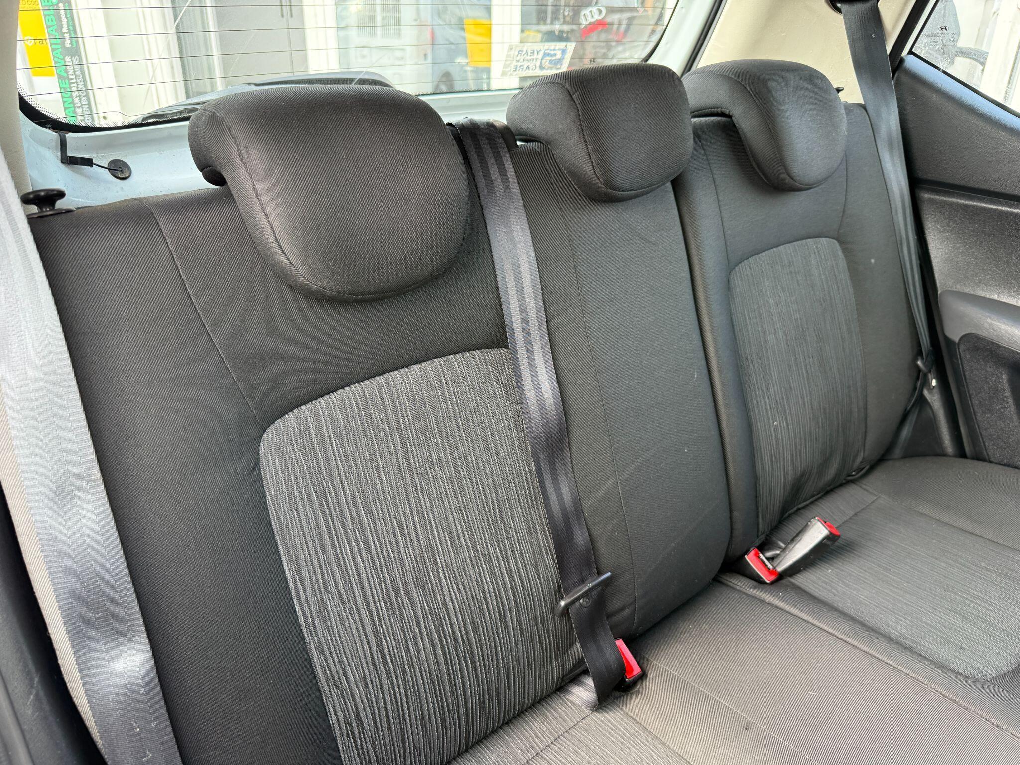 Hyundai i10 - Image 4