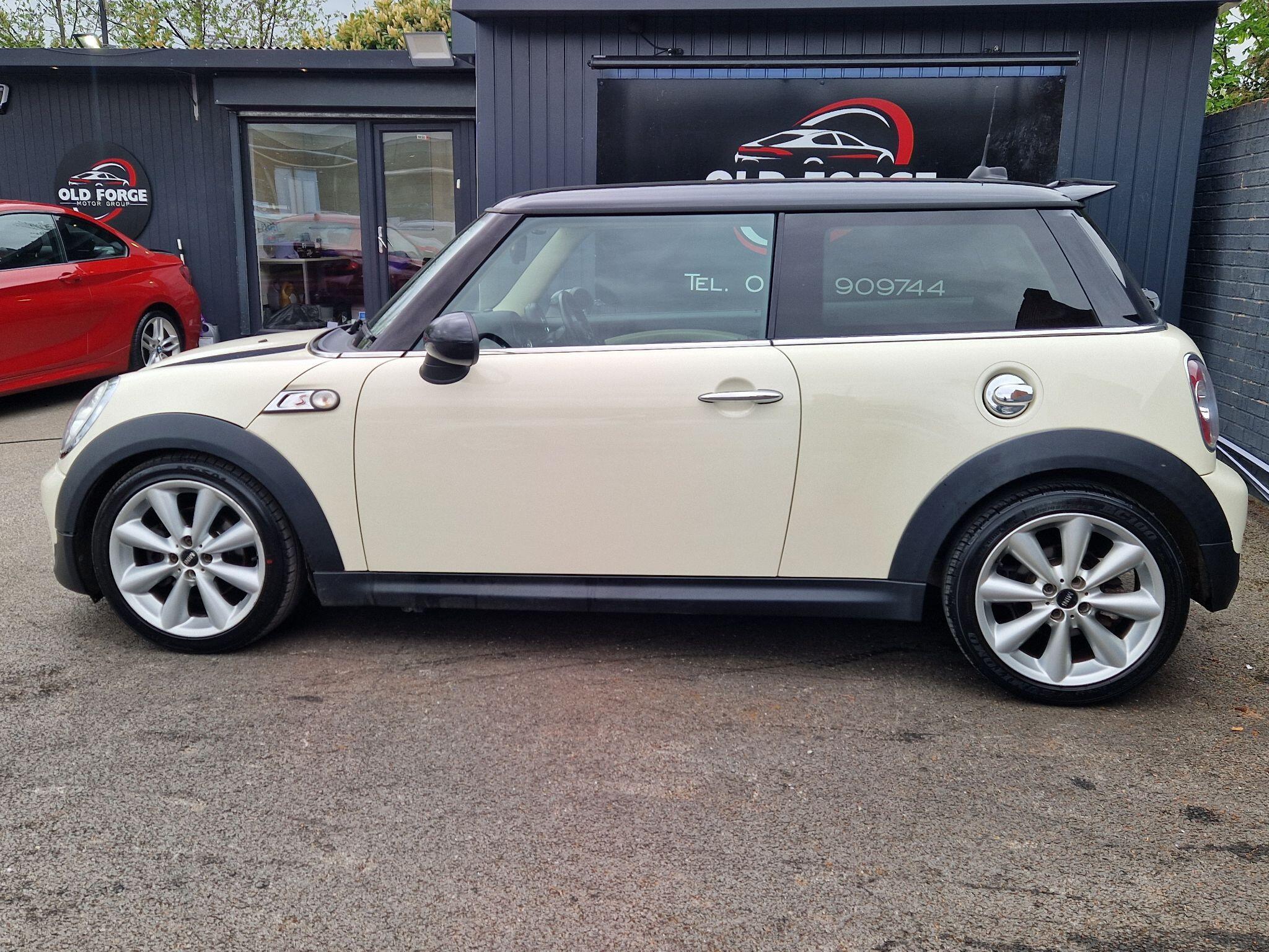 MINI Hatch - Image 6