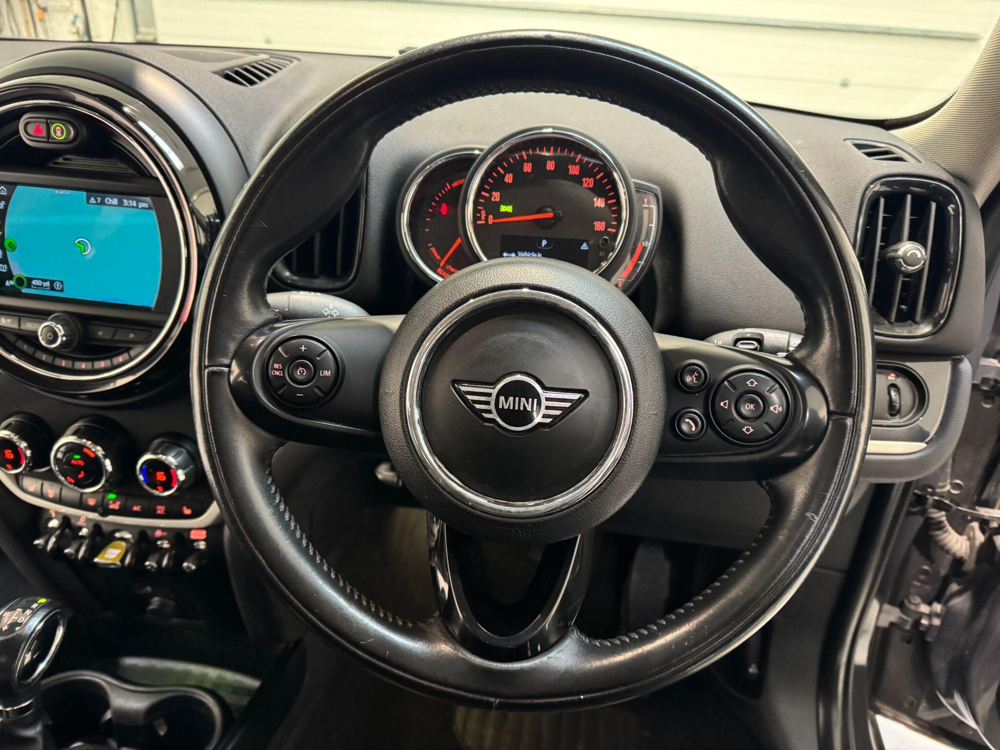 MINI Countryman - Image 17