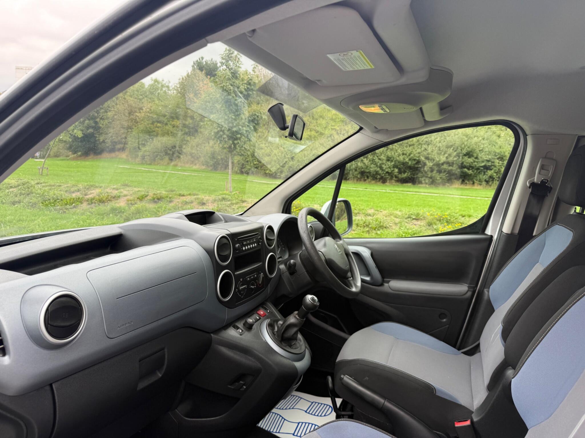 Peugeot Partner Tepee - Image 10