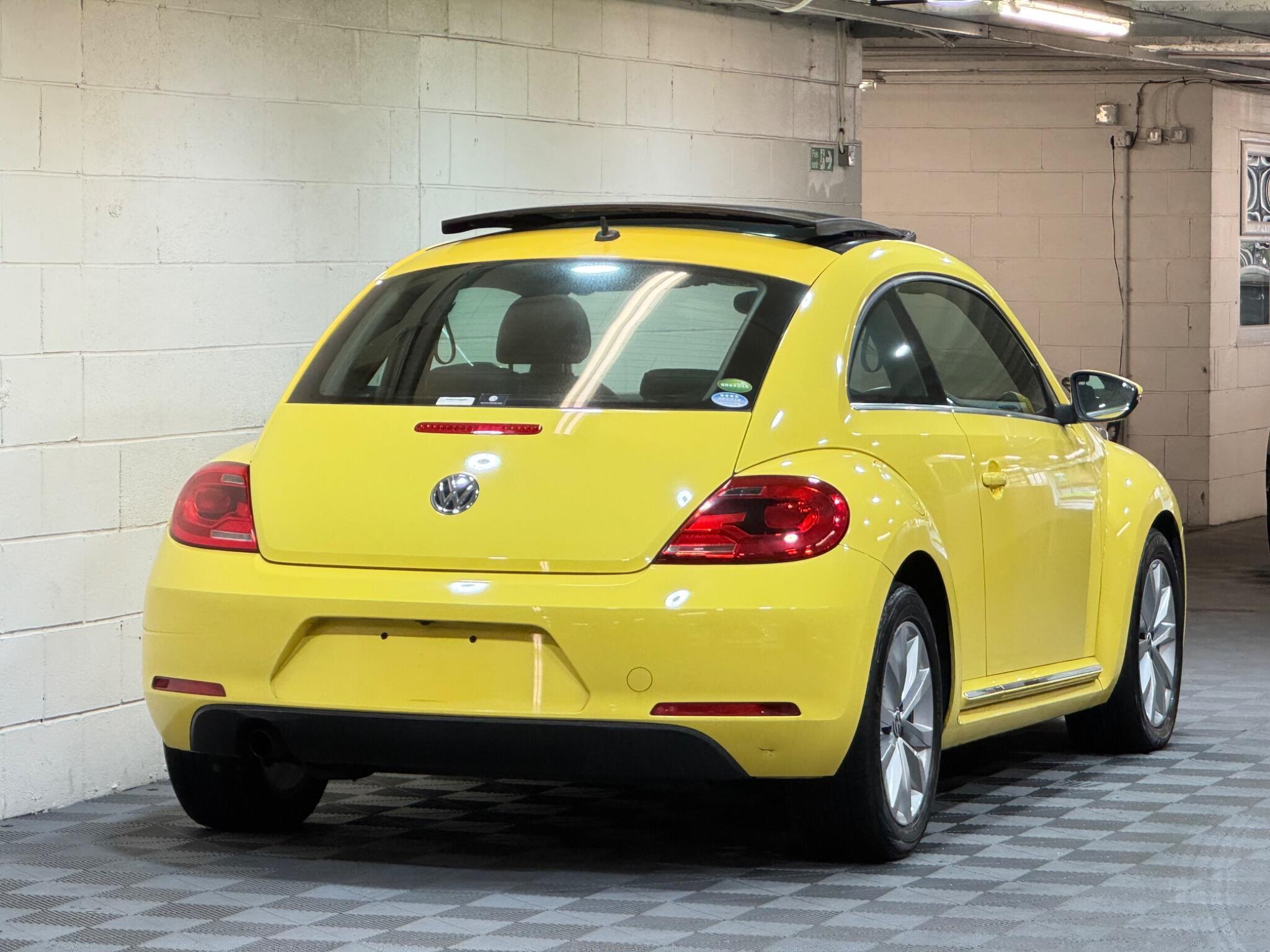 Volkswagen Beetle - Image 4