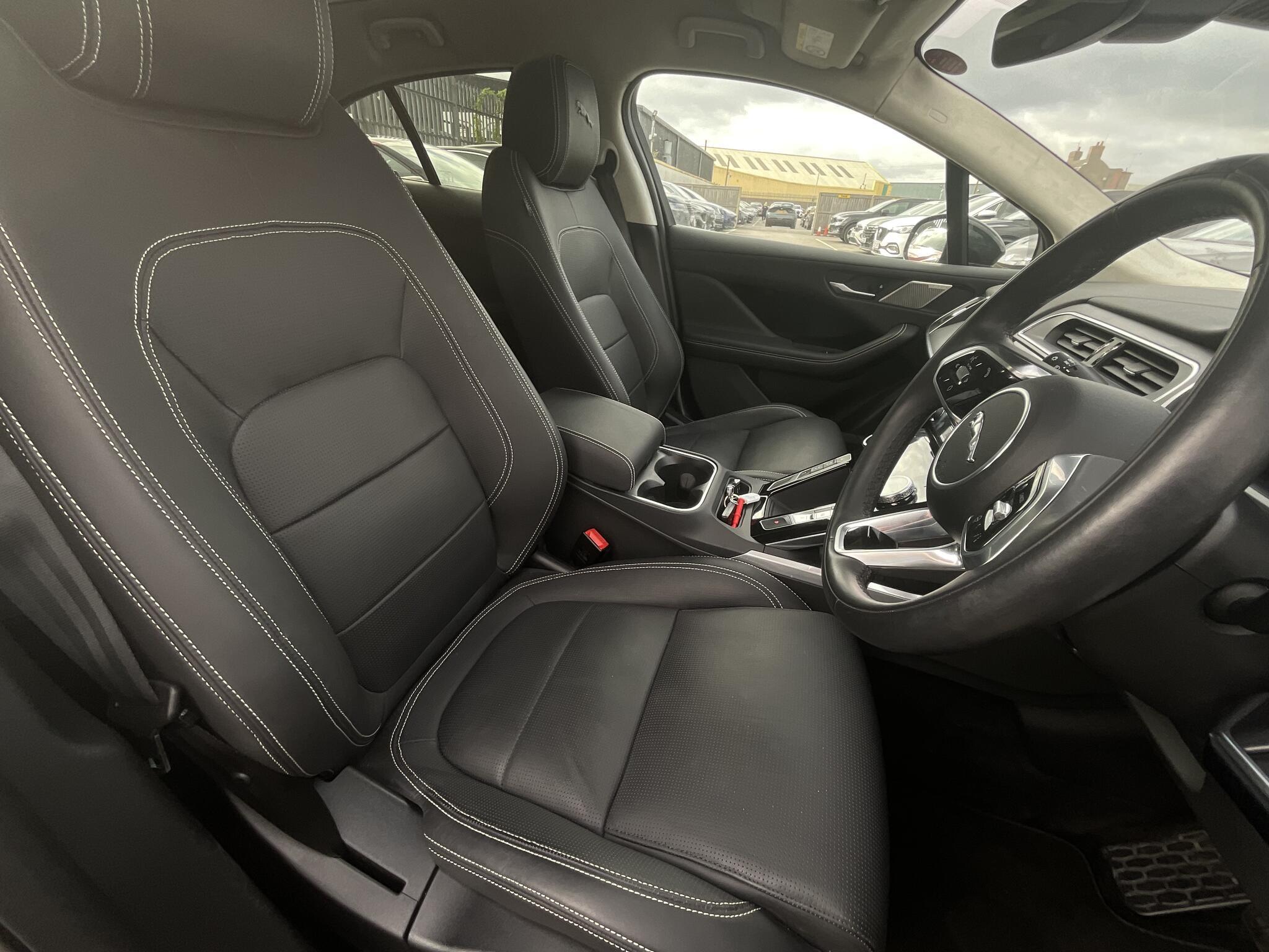 Jaguar I-Pace - Image 8