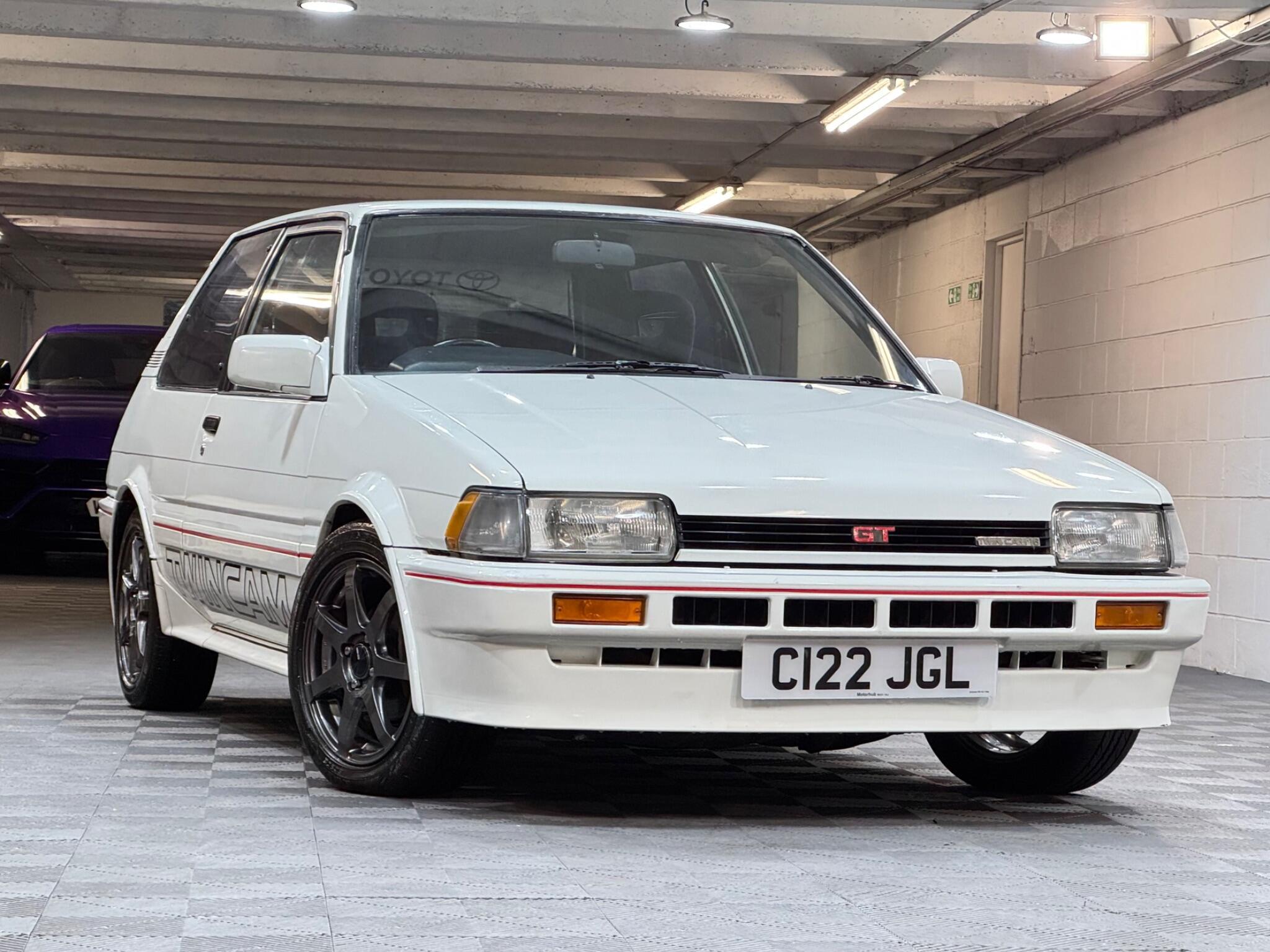 Toyota Corolla - Image 2