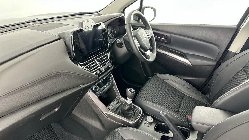 Suzuki S-Cross - Image 9