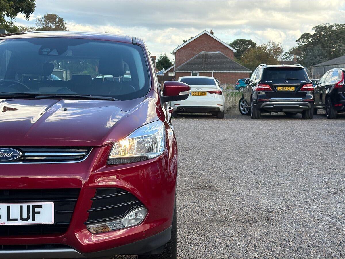 Ford Kuga - Image 2
