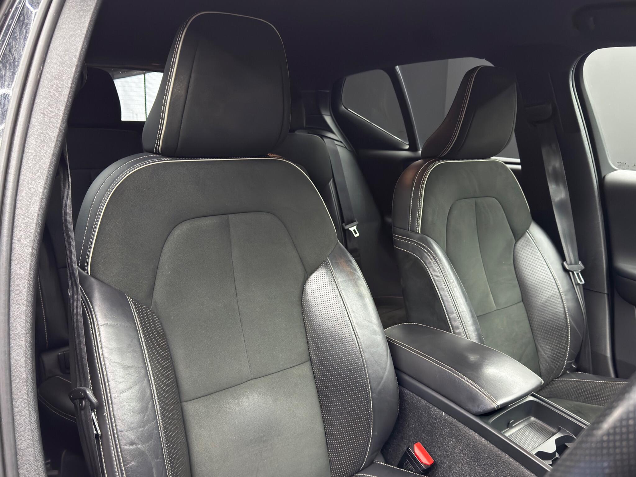 Volvo XC40 - Image 12