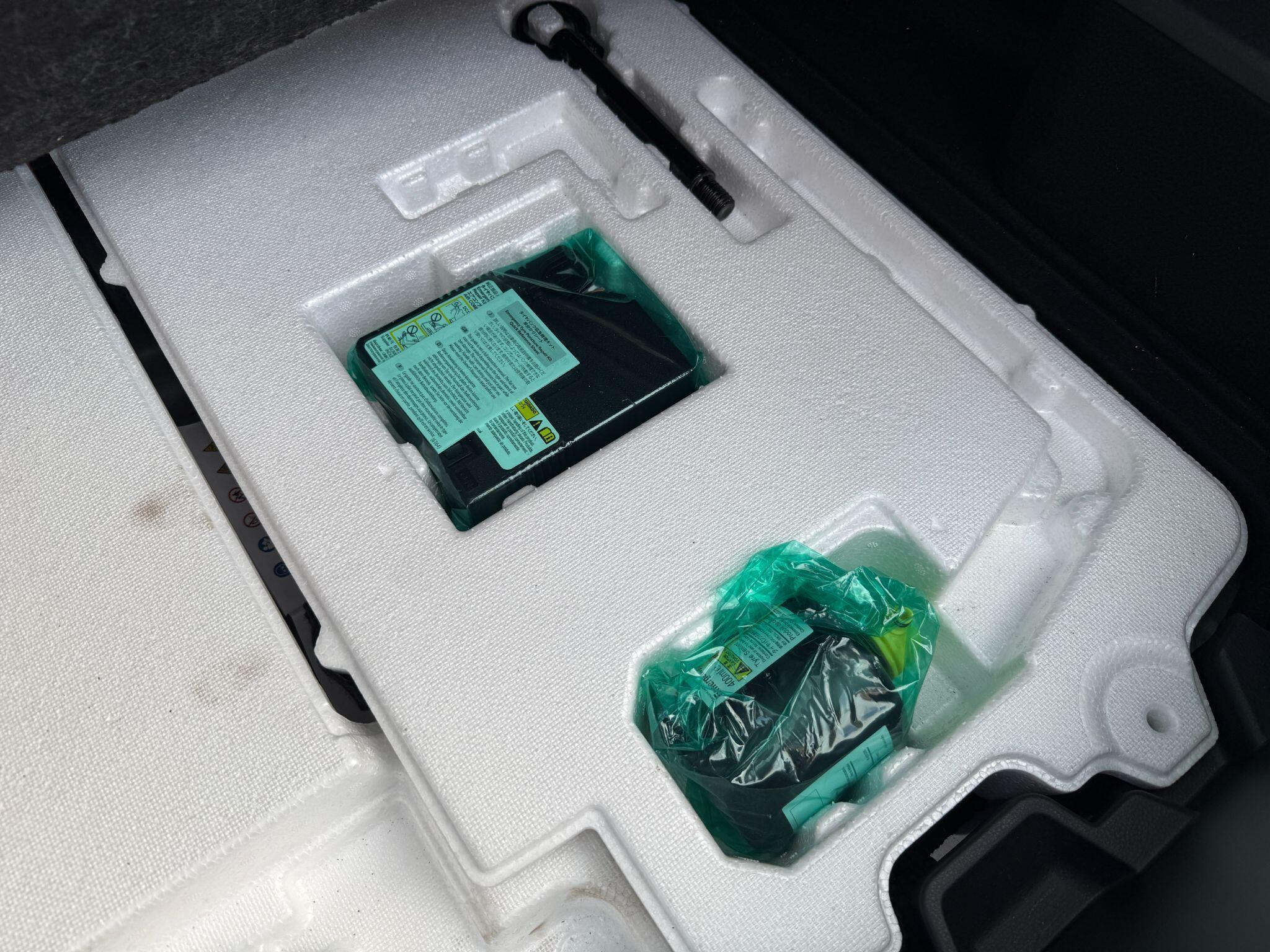 Toyota Prius - Image 74