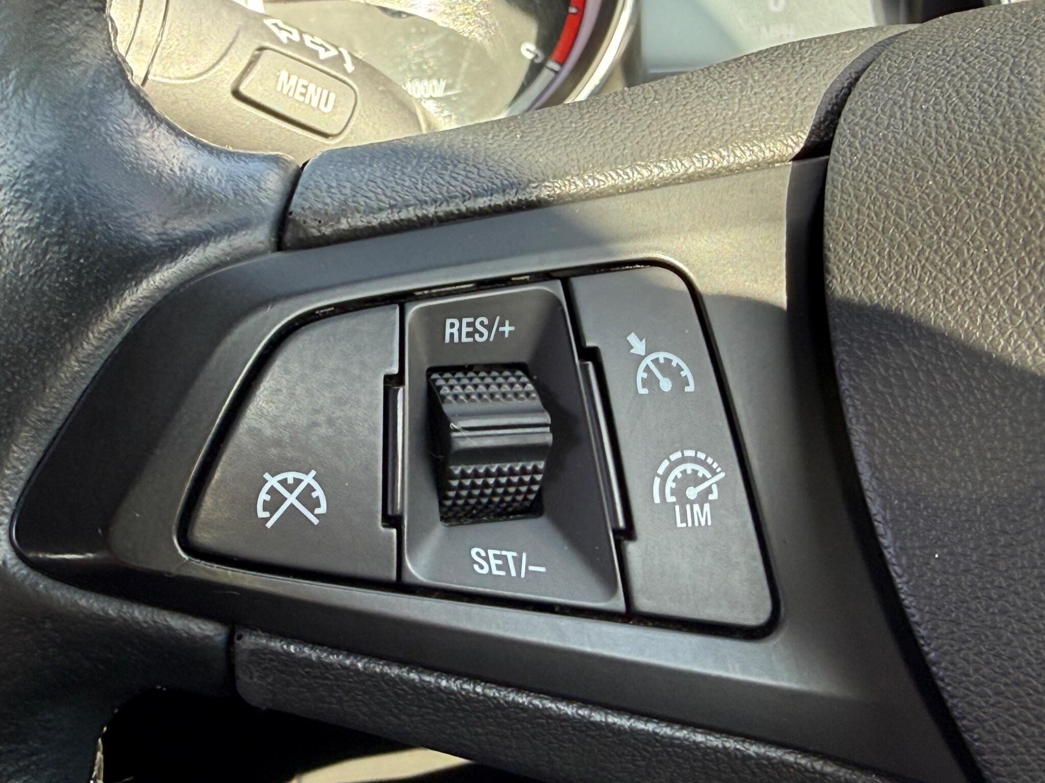 Vauxhall Astra - Image 29