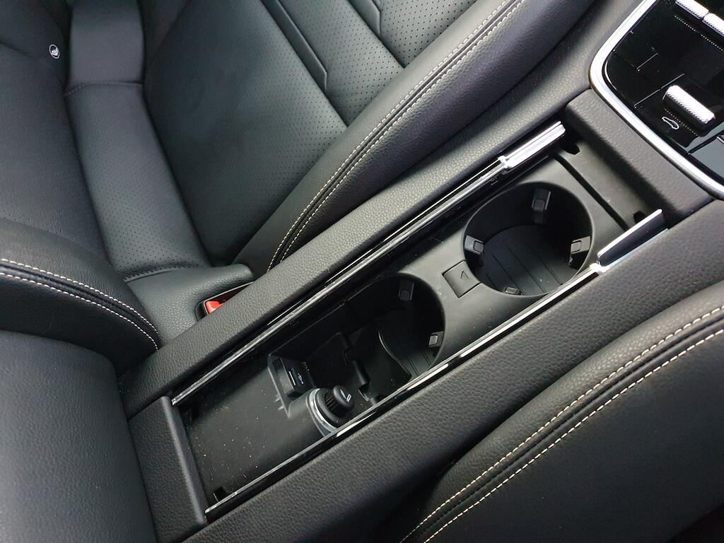 Porsche Panamera - Image 48