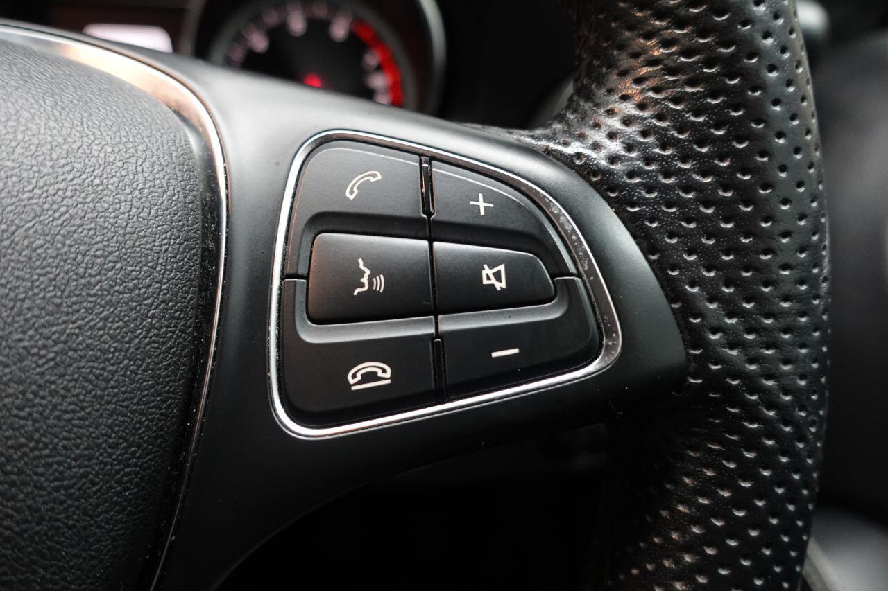 Mercedes-benz GLA - Image 43