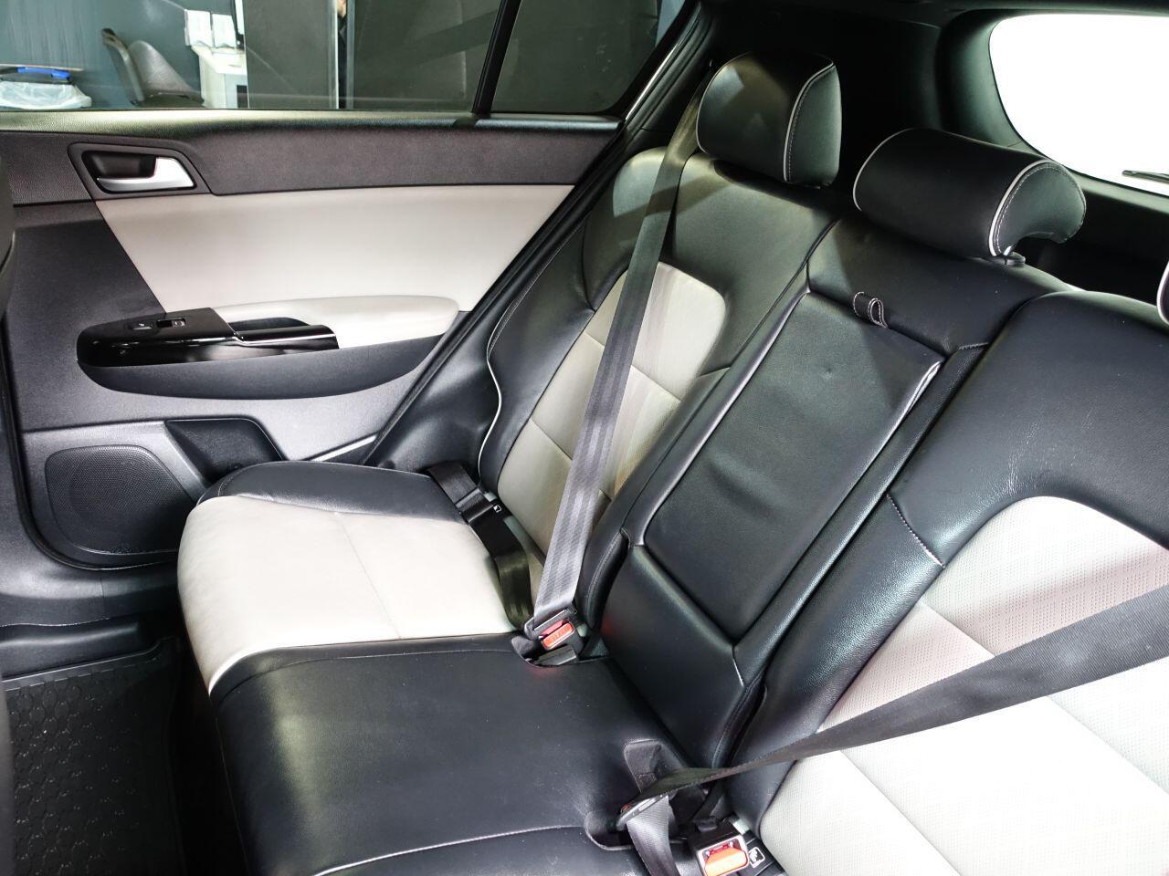 Kia Sportage - Image 31