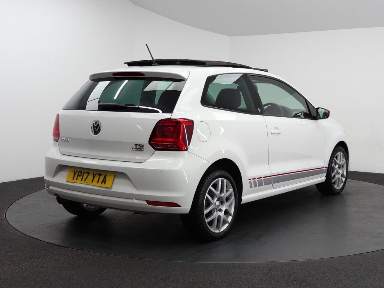 Volkswagen Polo - Image 11