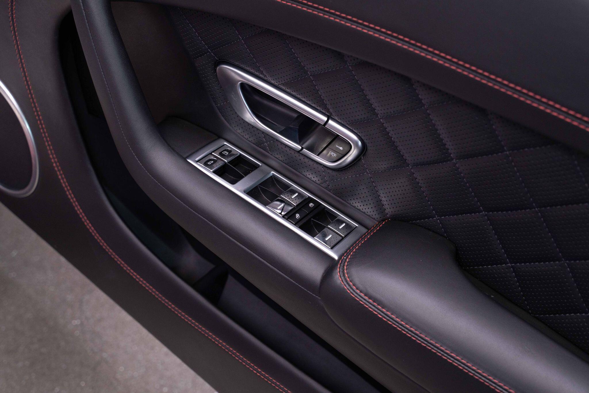 Bentley Continental - Image 19