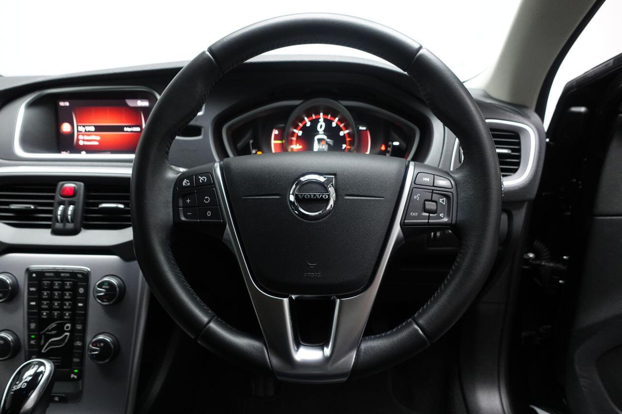 Volvo V40 CROSS COUNTRY - Image 27