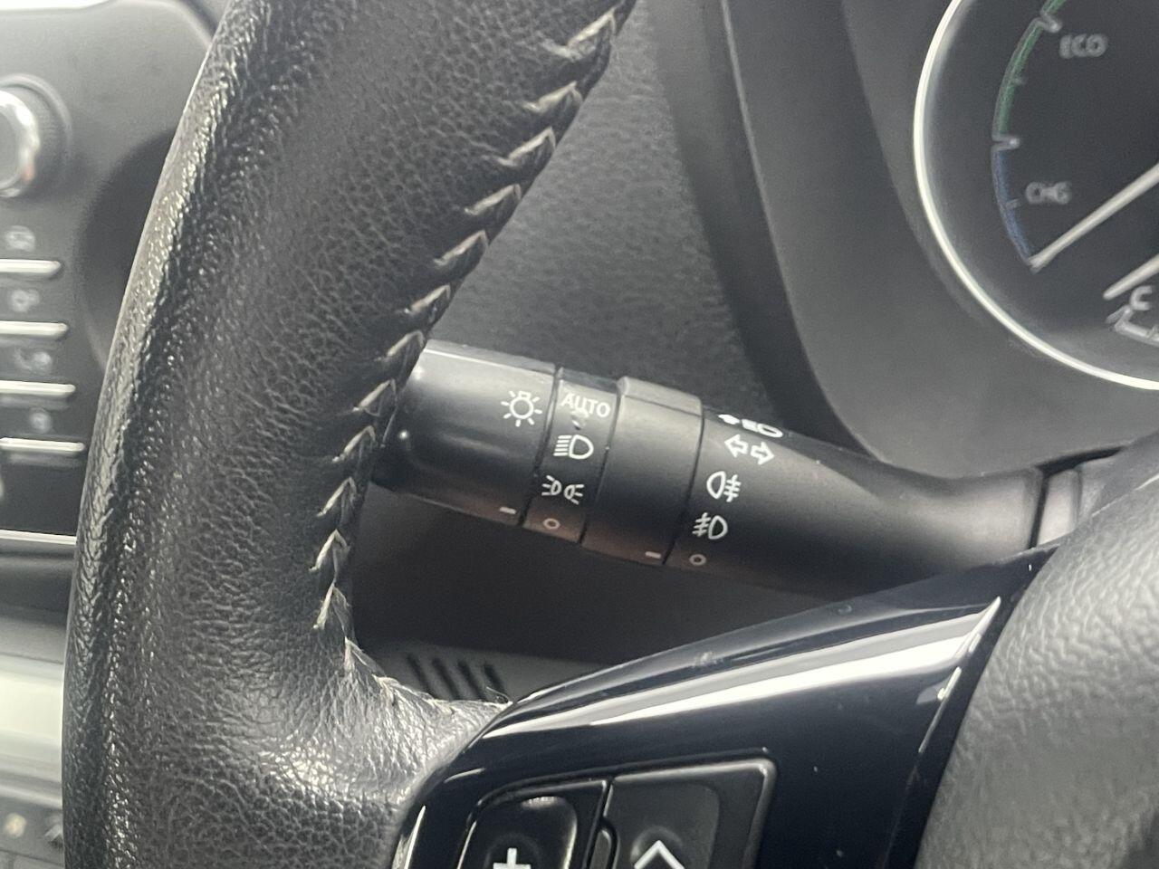Toyota Yaris - Image 21