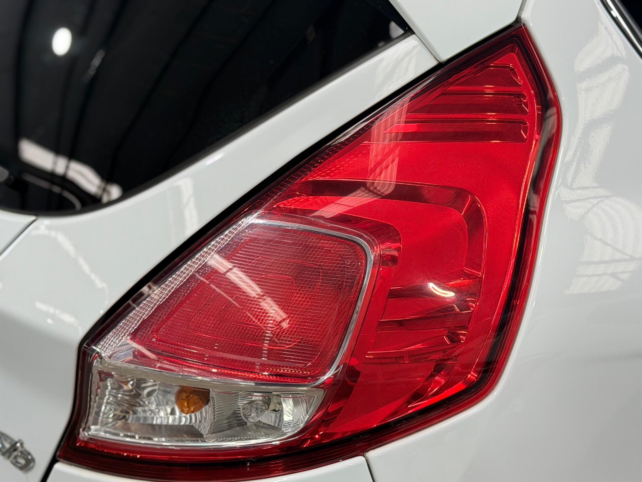 Ford Fiesta - Image 12