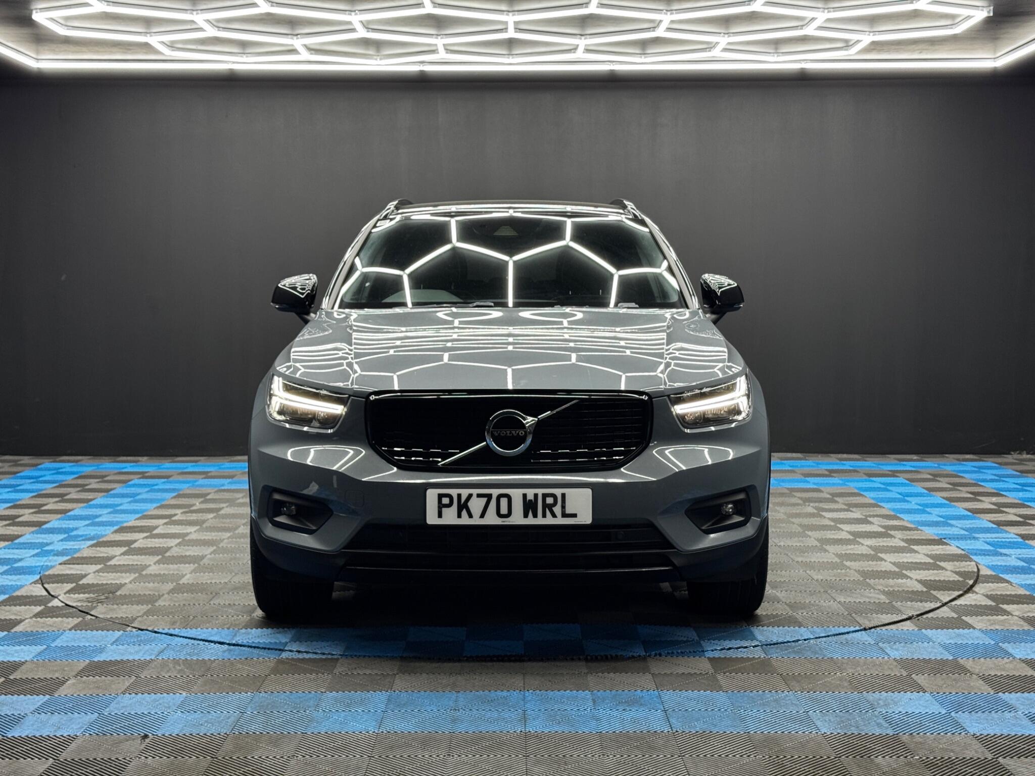 Volvo XC40 - Image 2