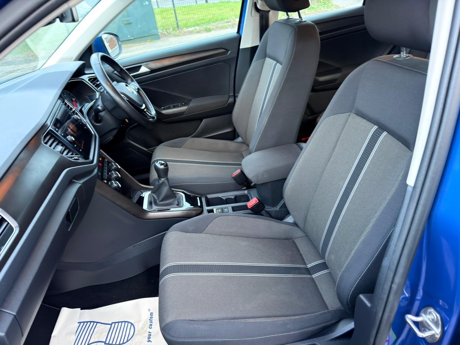 Volkswagen T-Roc - Image 44