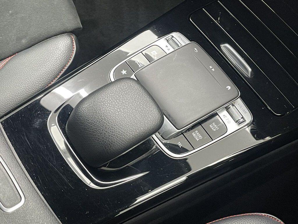 Mercedes A-Class - Image 27