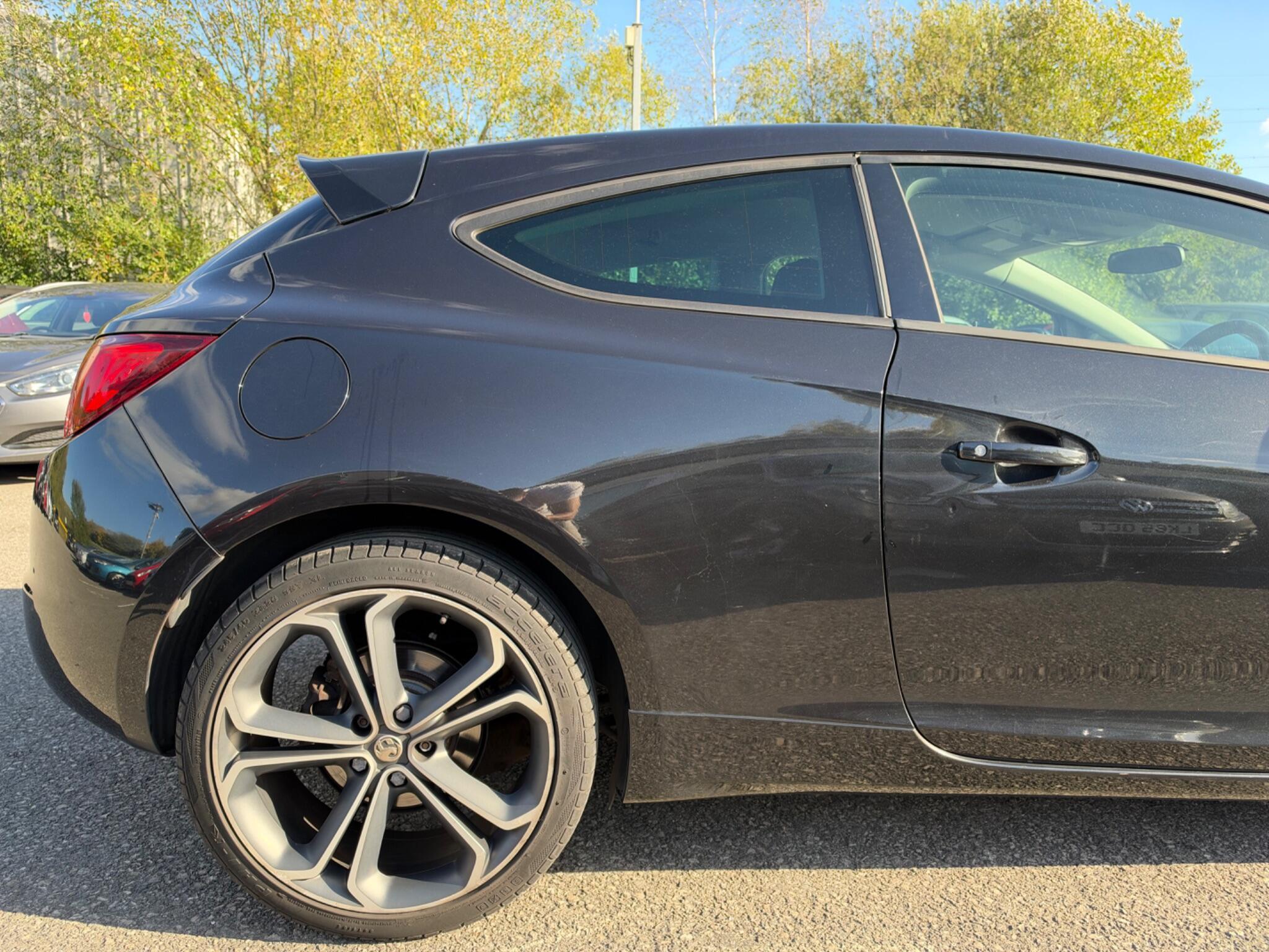 Vauxhall Astra GTC - Image 14
