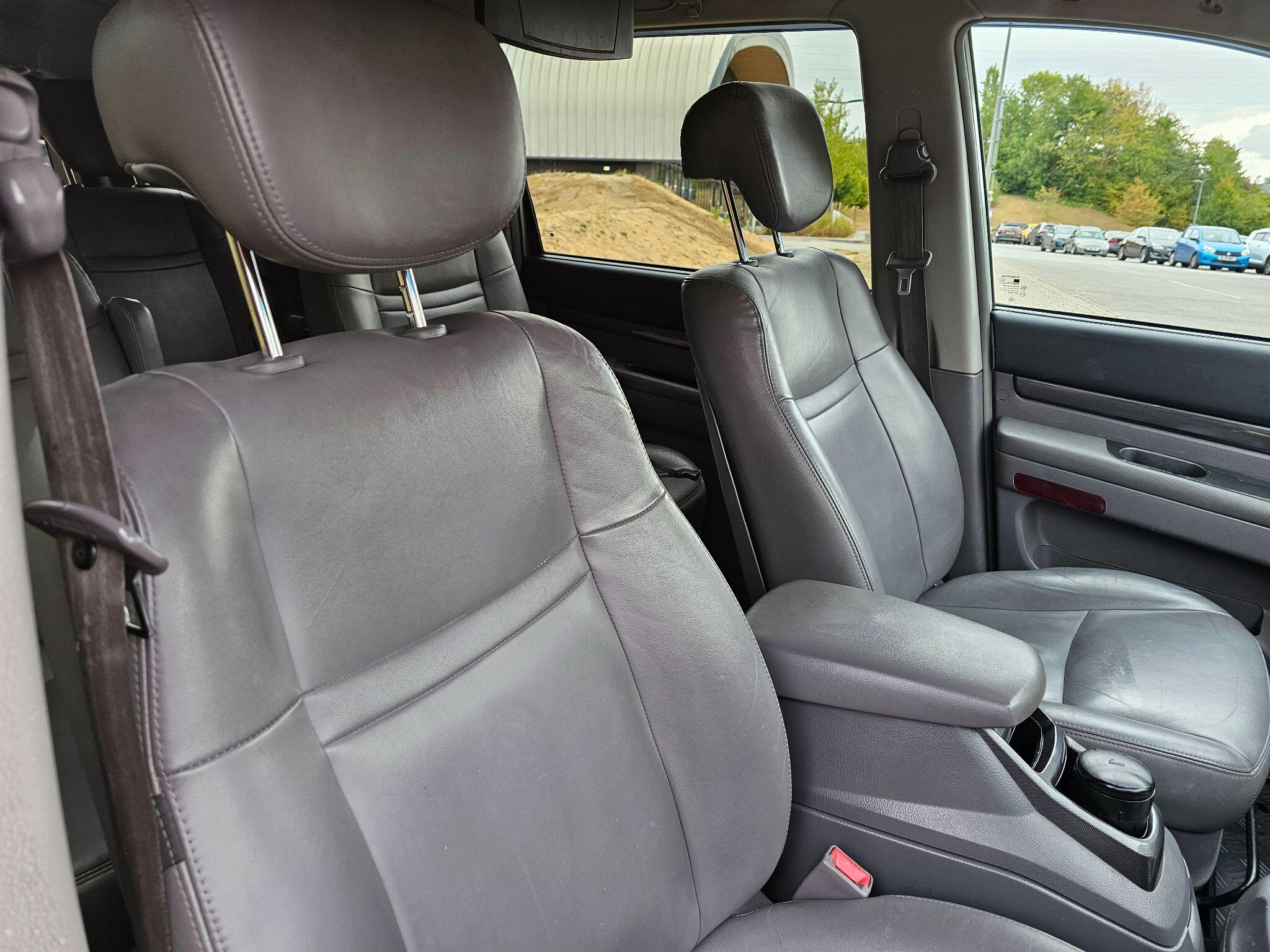 Ssangyong Turismo - Image 19