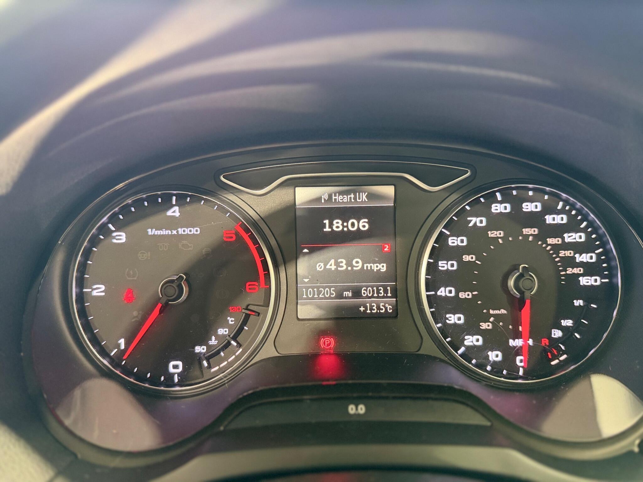 Audi A3 CABRIOLET - Image 30