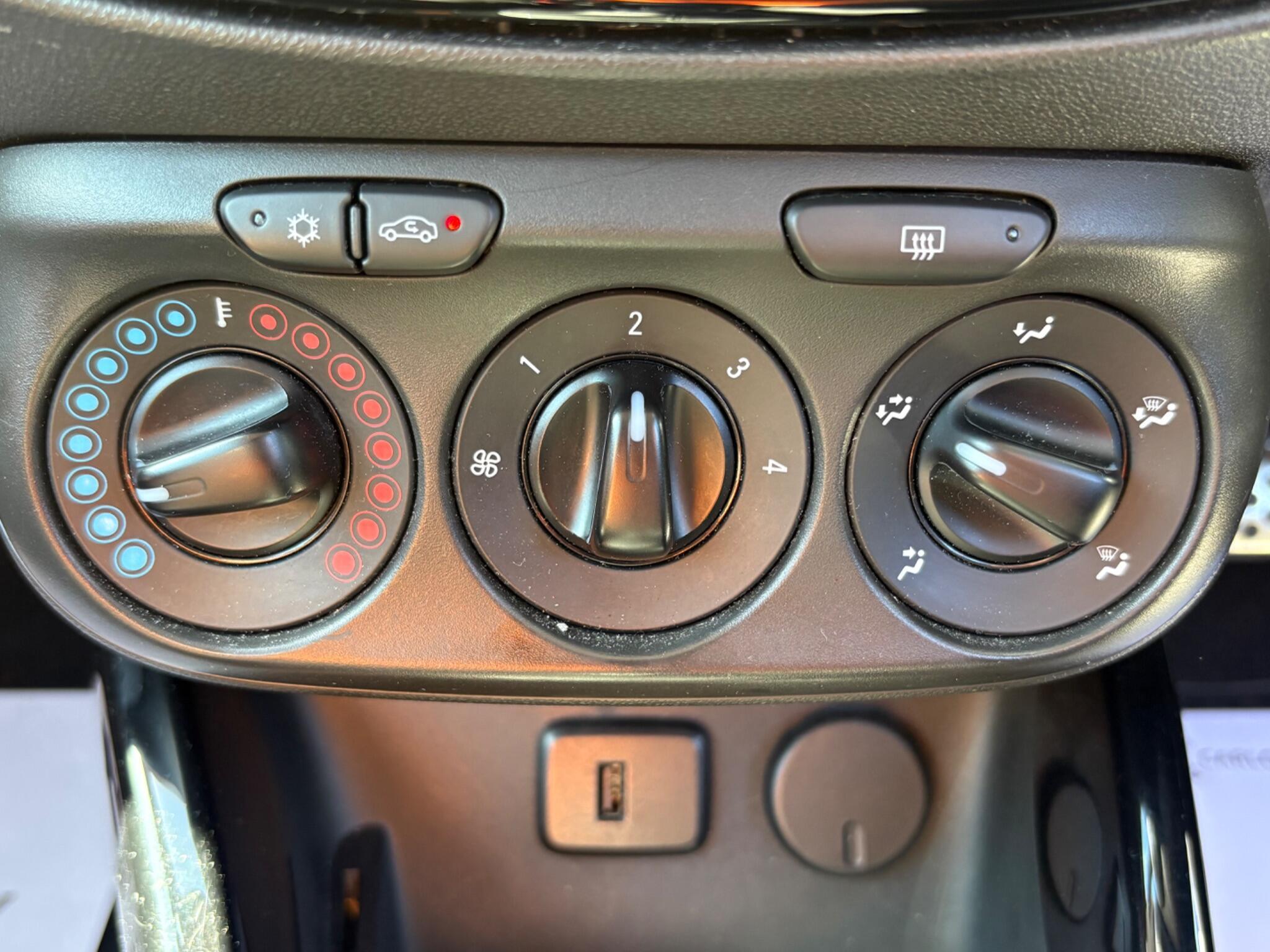 Vauxhall ADAM - Image 35
