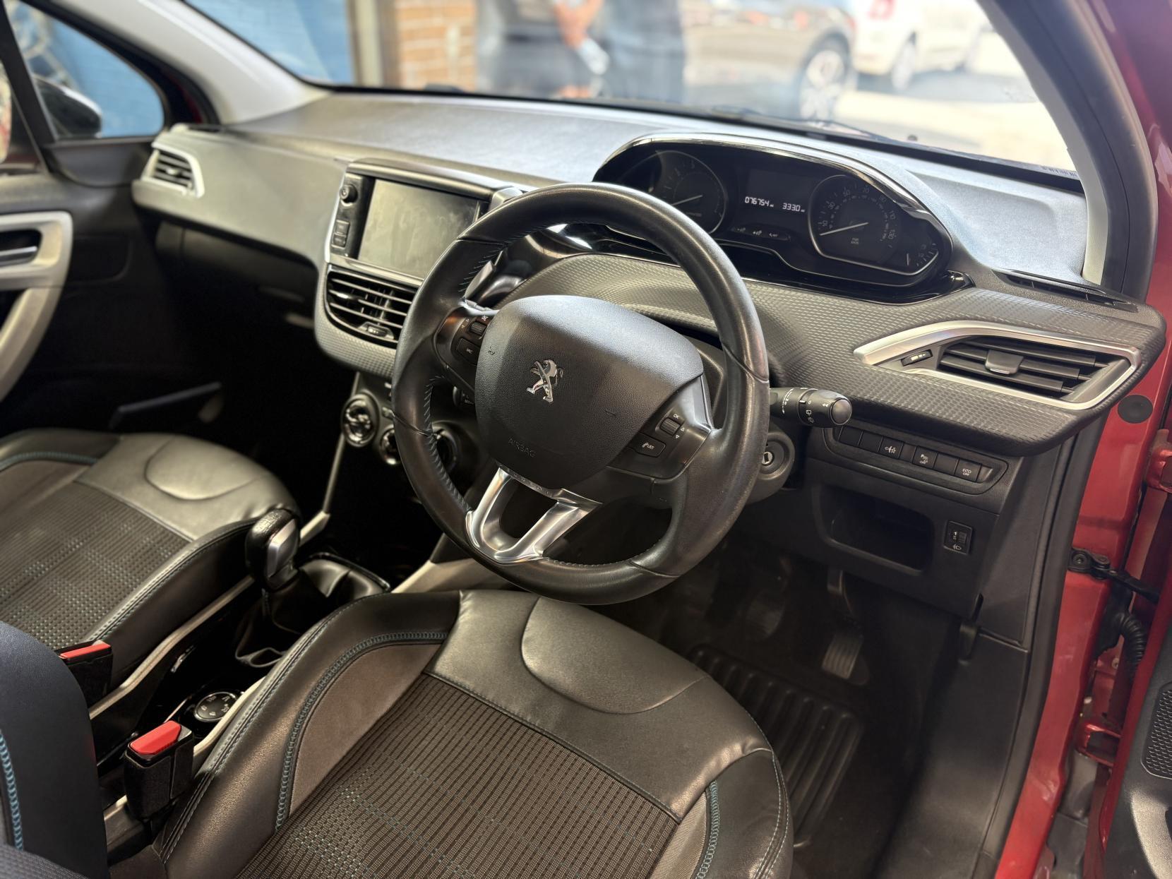 Peugeot 2008 - Image 11