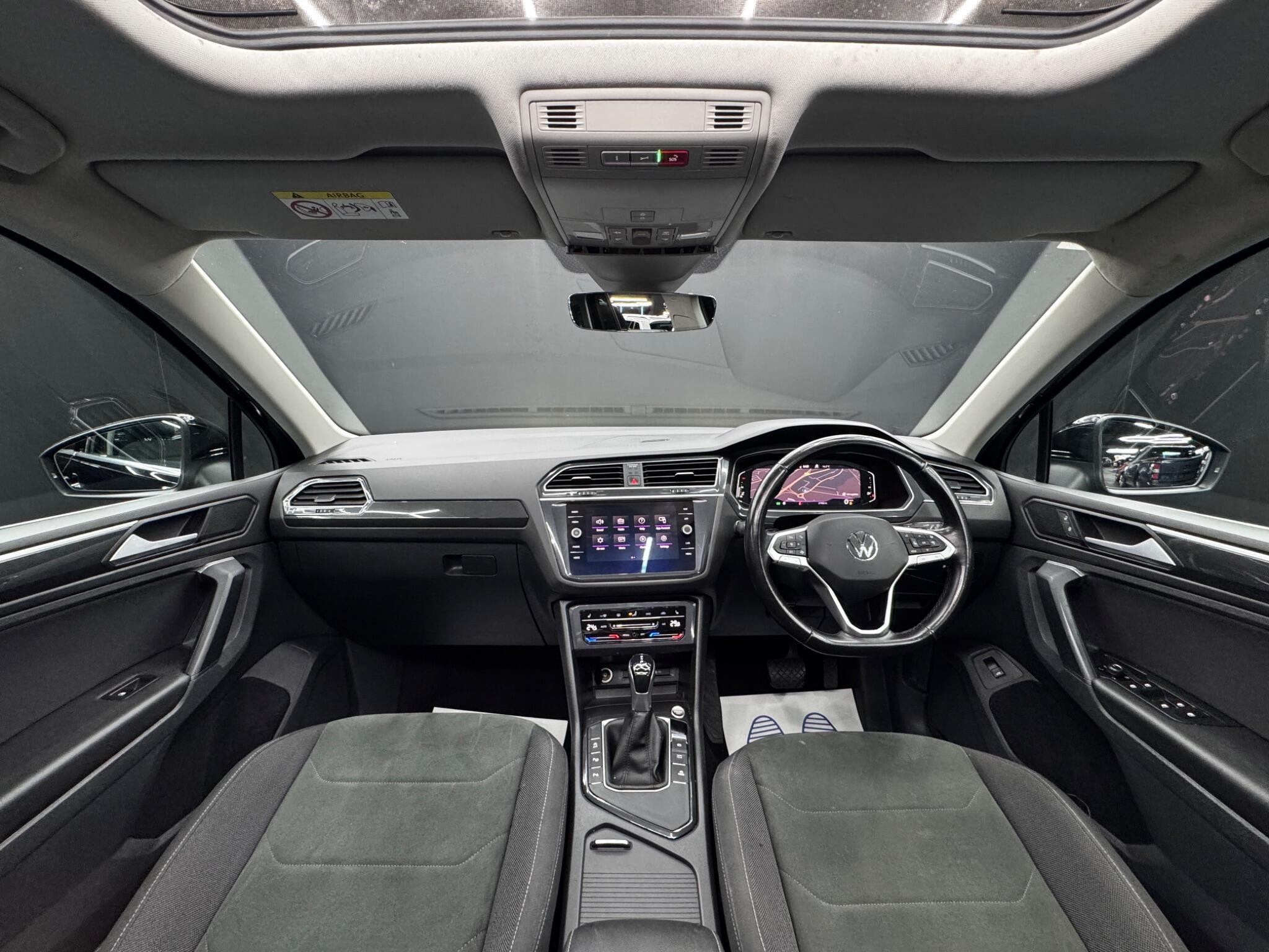 Volkswagen Tiguan - Image 16
