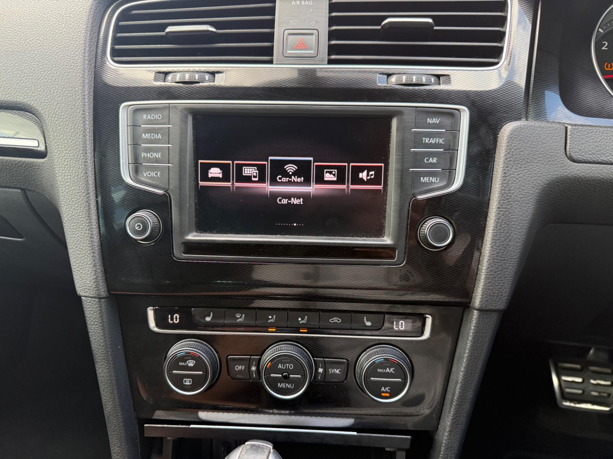 Volkswagen Golf - Image 14