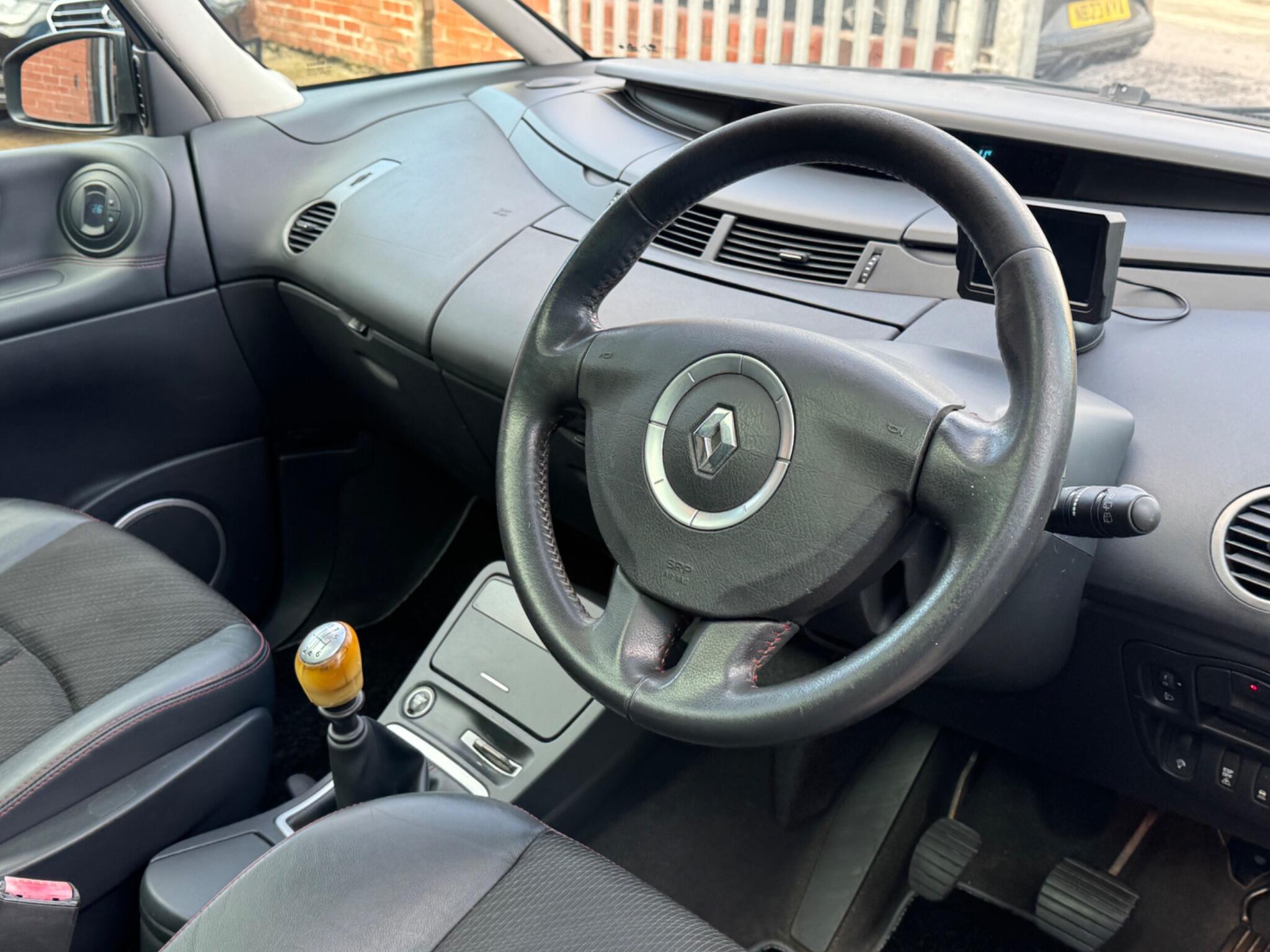 Renault GRAND ESPACE - Image 15