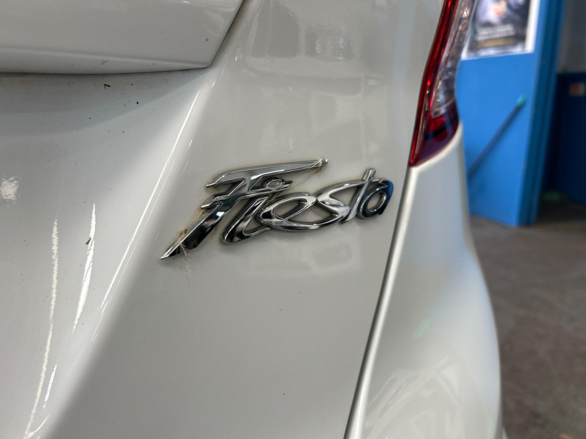 Ford Fiesta - Image 25