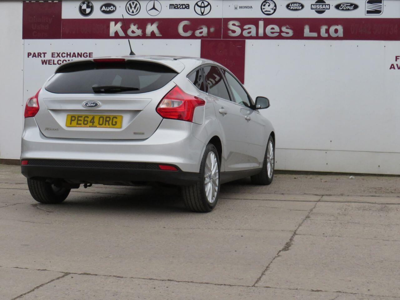 Ford Focus - Image 30